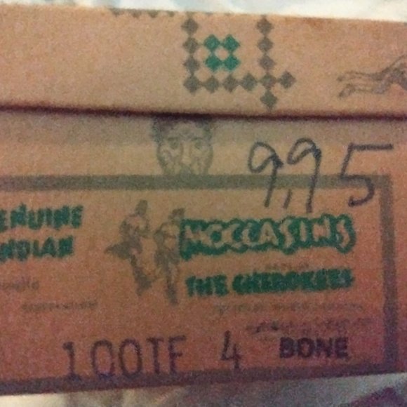 New Old Stock Vintage Children's Beaded Moccasins - Picture 6 of 6